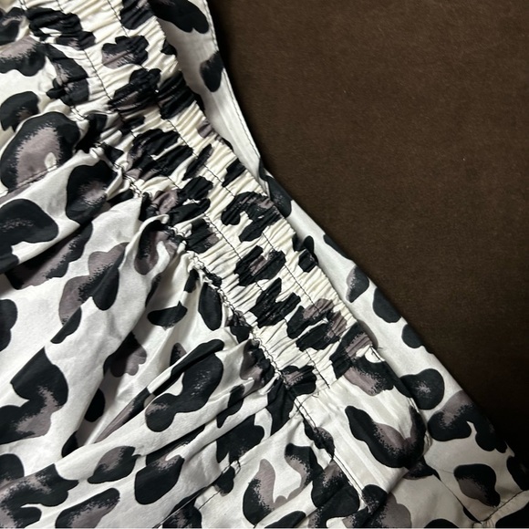 Vintage silk shorts in black and white animal print high-rise pleated medium - Picture 9 of 11